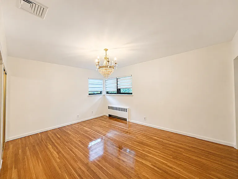 21741 Stewart Rd — Photo 10