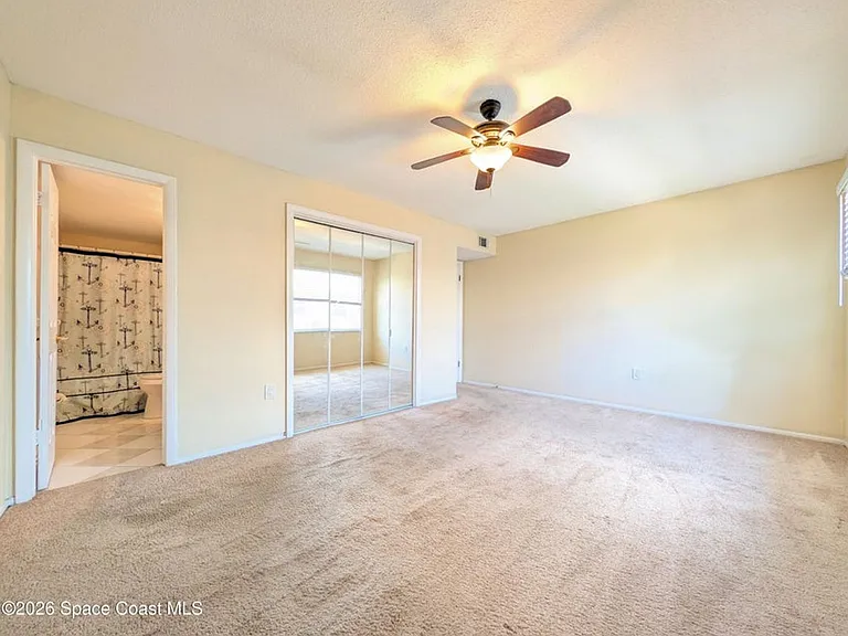 190 E Olmstead Dr #E10 — Photo 10