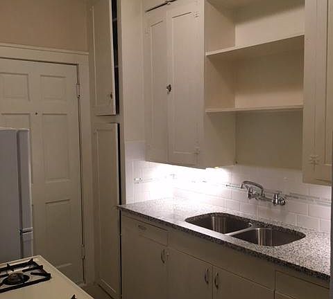 5th image of 438 Fulton Ave APT 3