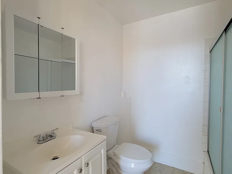 1910 S Laflin St #2 — Photo 7