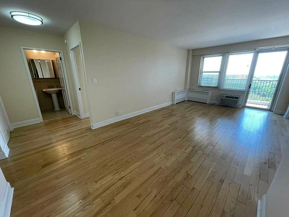 1st image of 123-33 83rd Ave #1405