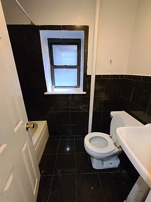 Rented by Point NYC | media 6