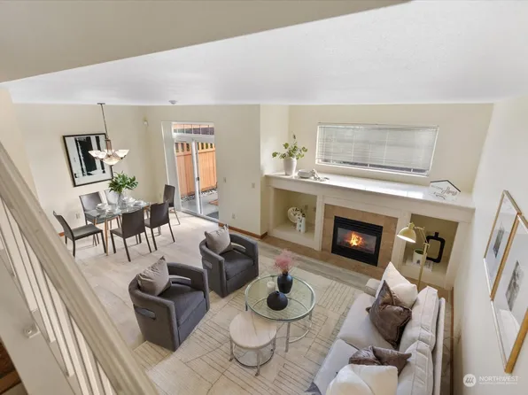 18514 36th Avenue W #B, Lynnwood, WA 98037