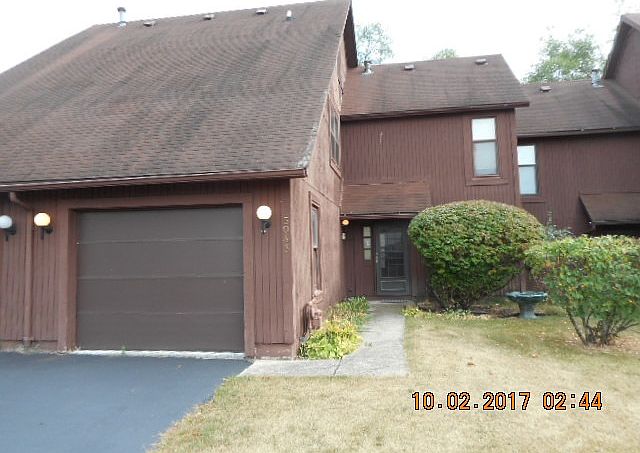 1st image of 5043 Woodlake Dr