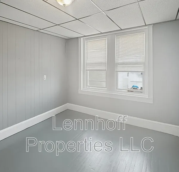 82-86 S Broadway #11 — Photo 4