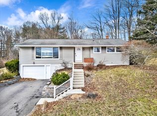 17 Dover Dr, Endicott, NY