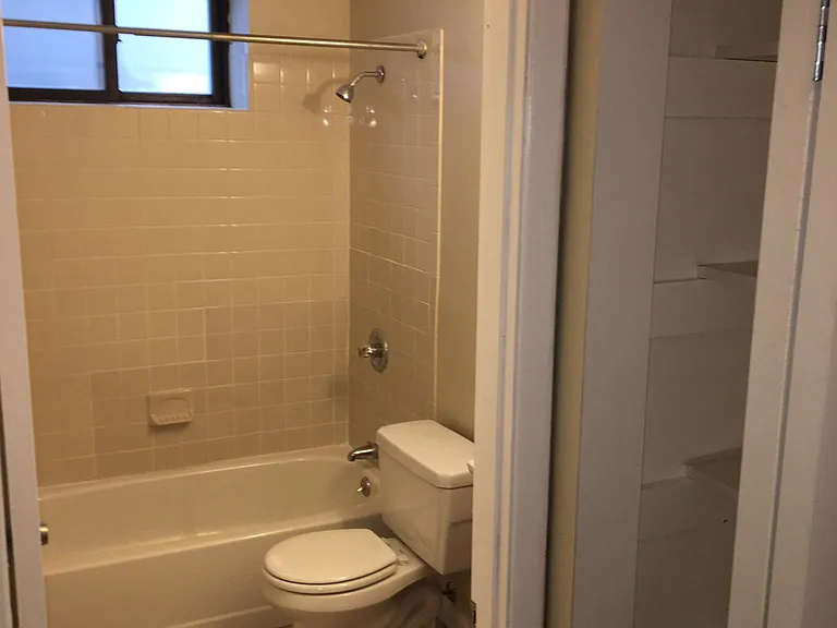 620 N Saint Clair St #N7 — Photo 6