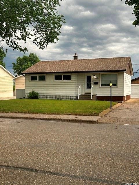 1st image of 112 McDonald ROAD