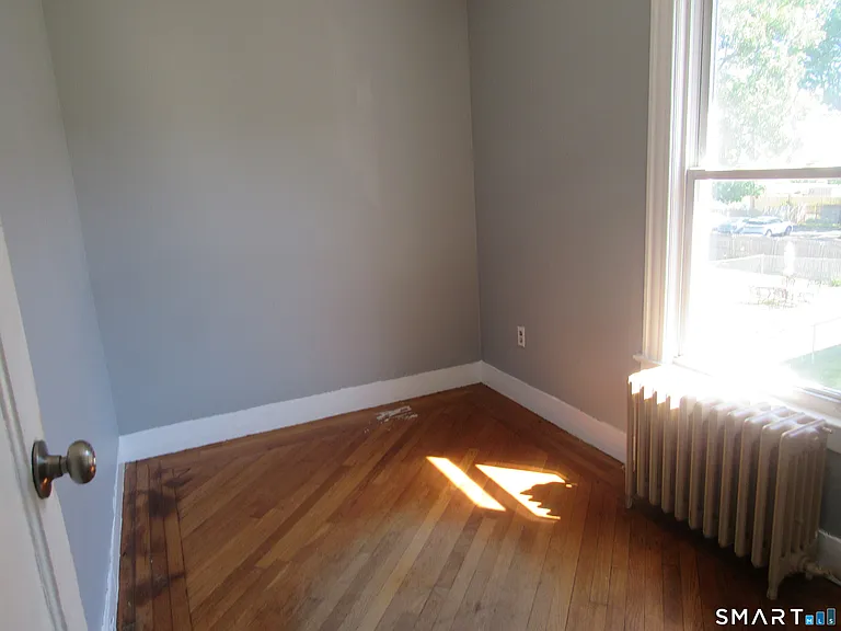 69 Center St — Photo 8