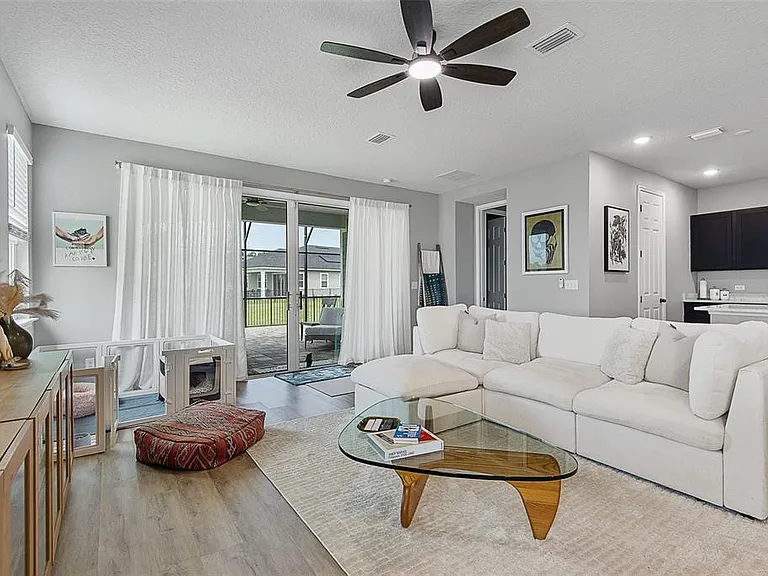 26 Winged Elm Ct — Photo 12