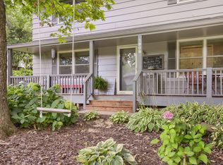 1908 Skyline Dr S, Burnsville, MN 55337