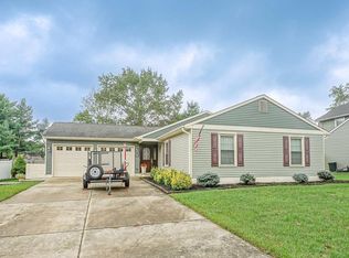 819 Richmond Dr, Sicklerville, NJ 08081