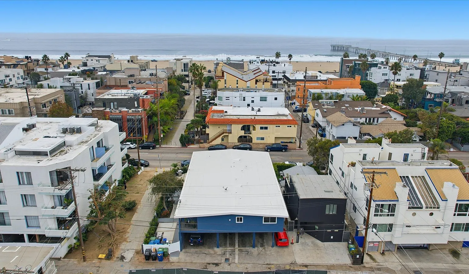 2 bed, $5,195 — Photo 2
