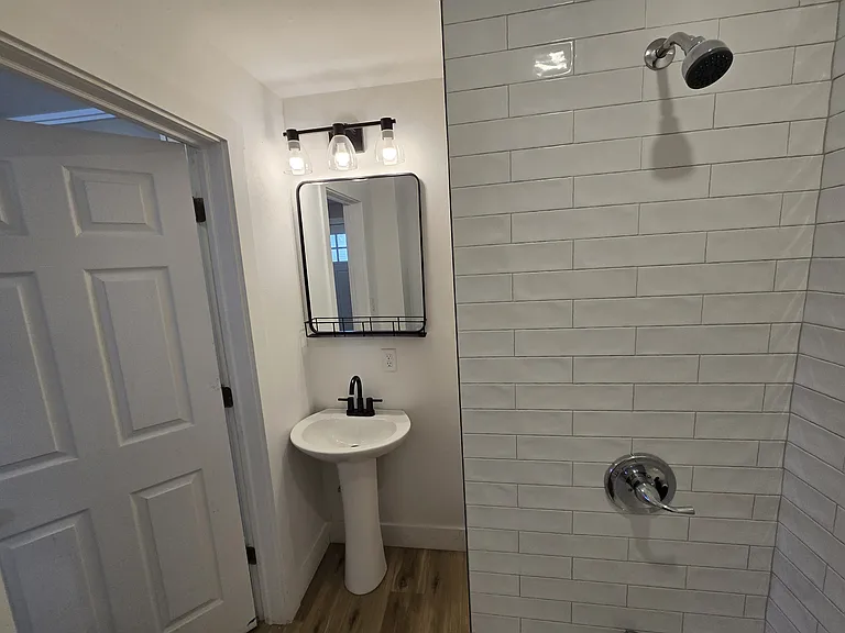 502 Pearl St #1 — Photo 29