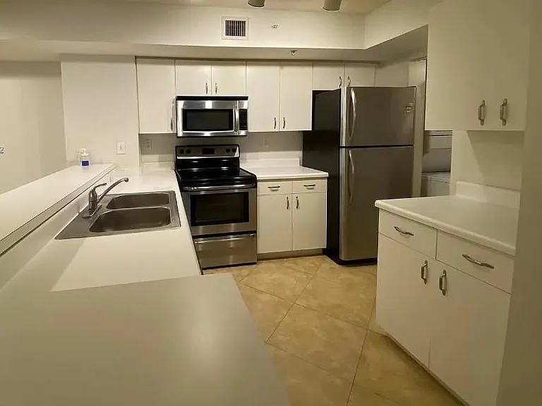 2600 S University Dr #207 — Photo 3