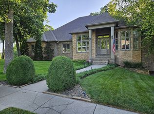 2730 S Forrest Heights Ave, Springfield, MO 65809