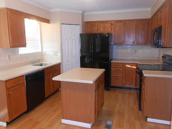 2nd image of 1811 Tobago Dr