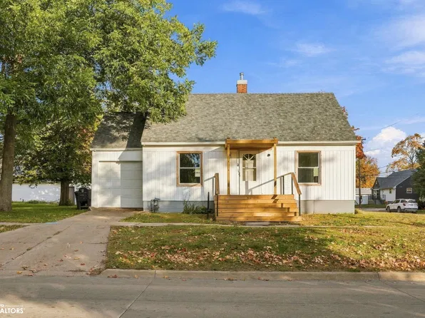 310 S Jefferson St, Mount Pleasant, IA 52641