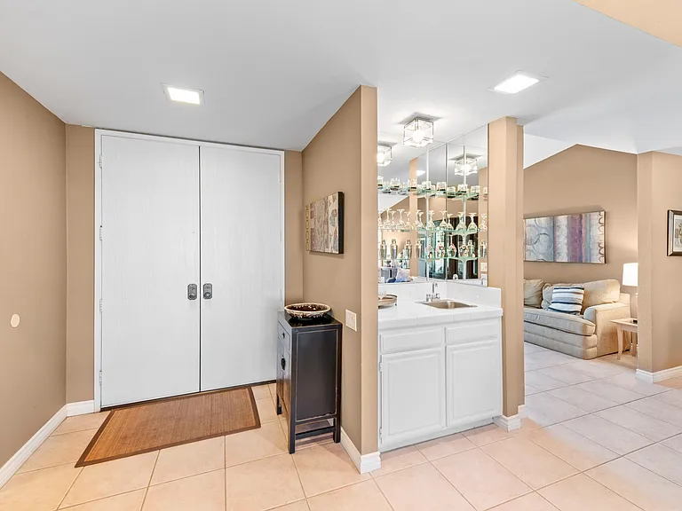 72385 Beverly Way — Photo 32