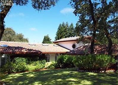 1st image of 2800 Hillcrest Dr