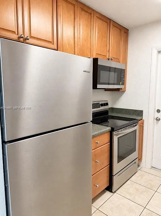 Beach Garden Condo — Photo 4