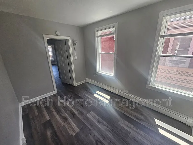 46 N Broad St — Photo 16