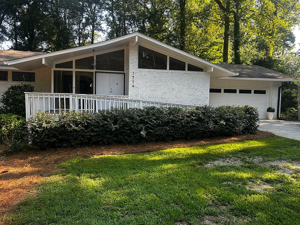 1714 Johnson Ferry Rd