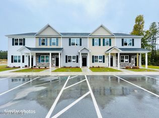 121 Jaydn Dr E, Jacksonville, NC 28546