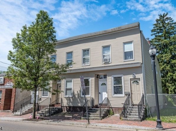 1099 Ringwood Ave #B