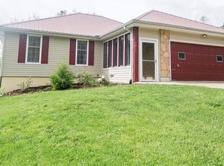 7811 W High Dr, Liberty, MO 64068