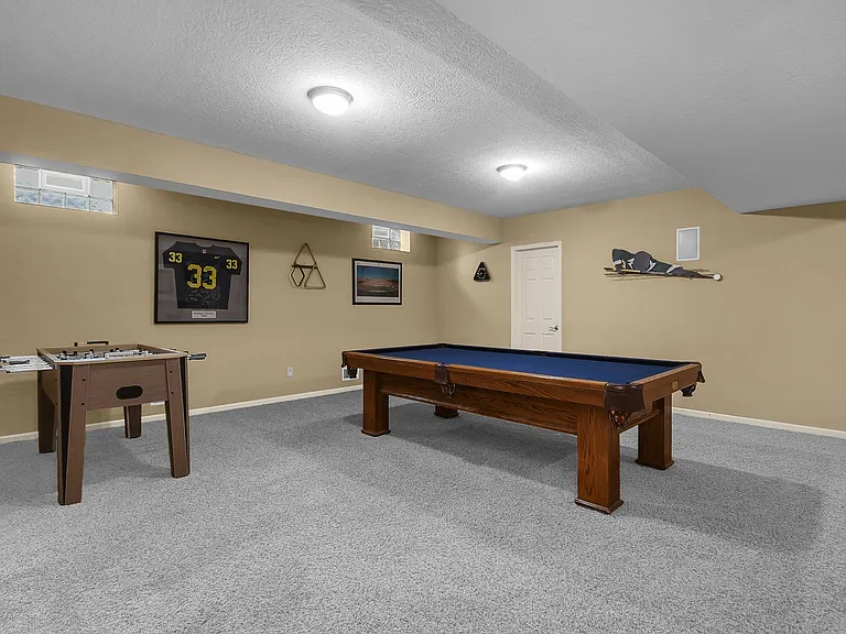 5464 Sandy Dr — Photo 29