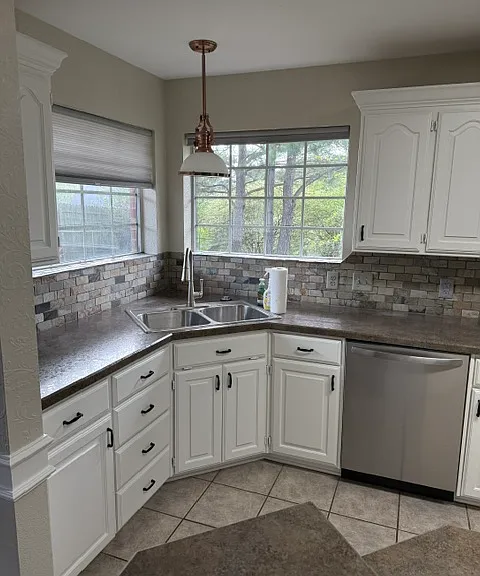 3203 Acacia Dr — Photo 3