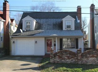 906 Mathews Ave, Charleston, WV 25302