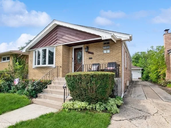 10854 S Rockwell St, Chicago, IL 60655