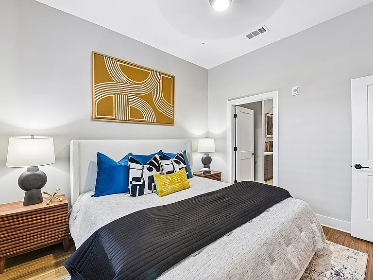 35-web-or-mls-Unit L03-S2504-016
