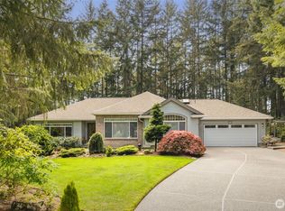 5730 NW Londonderry Loop, Bremerton, WA 98312