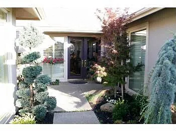 4909 Golf Course Cir photo 1