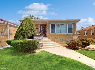 6015 S Rutherford Ave, Chicago, IL 60638