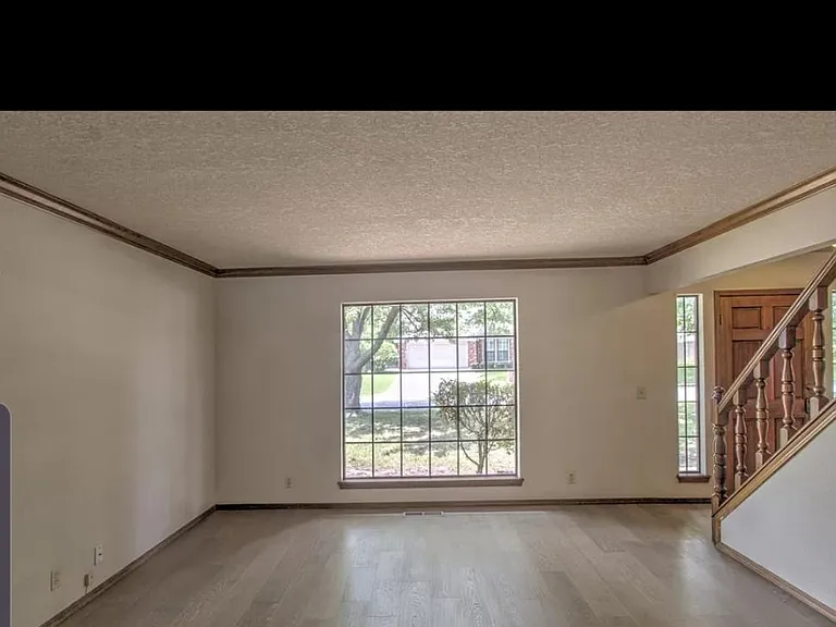 8817 S 71st East Ave — Photo 3