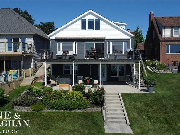 69 Gratiot Blvd, Marysville, MI 48040