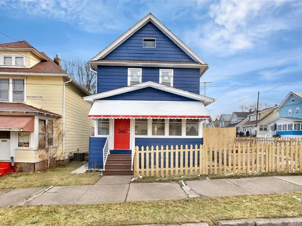 2925 Pennsylvania Ave, Erie, PA 16504