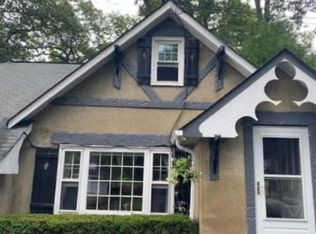321 Maxim Dr, Hopatcong, NJ 07843