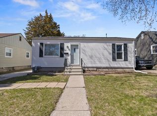 5053 N 42nd St, Milwaukee, WI 53209