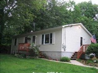 37 Laporte Rd, North Grosvenordale, CT 06255