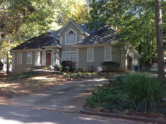 3rd image of 362 Woodvine Dr