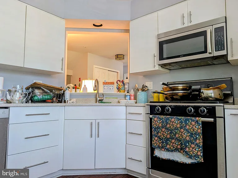 318 Brickhouse Rd — Photo 9