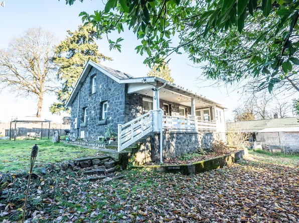 205.5 Dubois Ln, Saint Helens, OR 97051