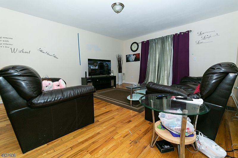 1st image of 168-170 S 10TH ST