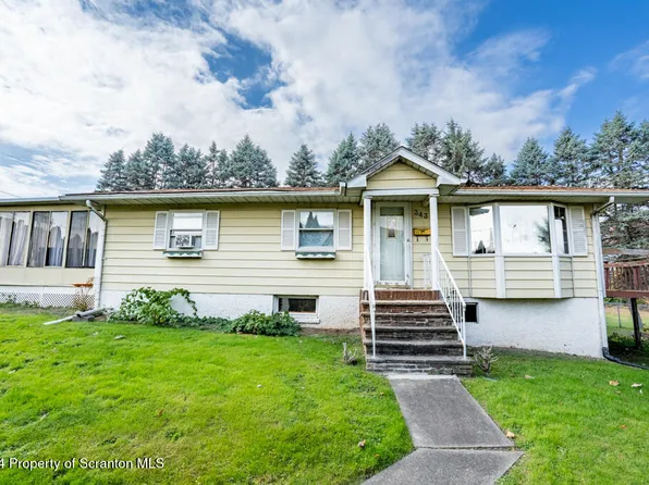 343 Atlantic St, Jessup, PA 18434