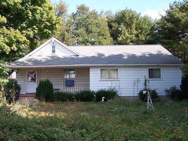 1st image of 115 Mill St